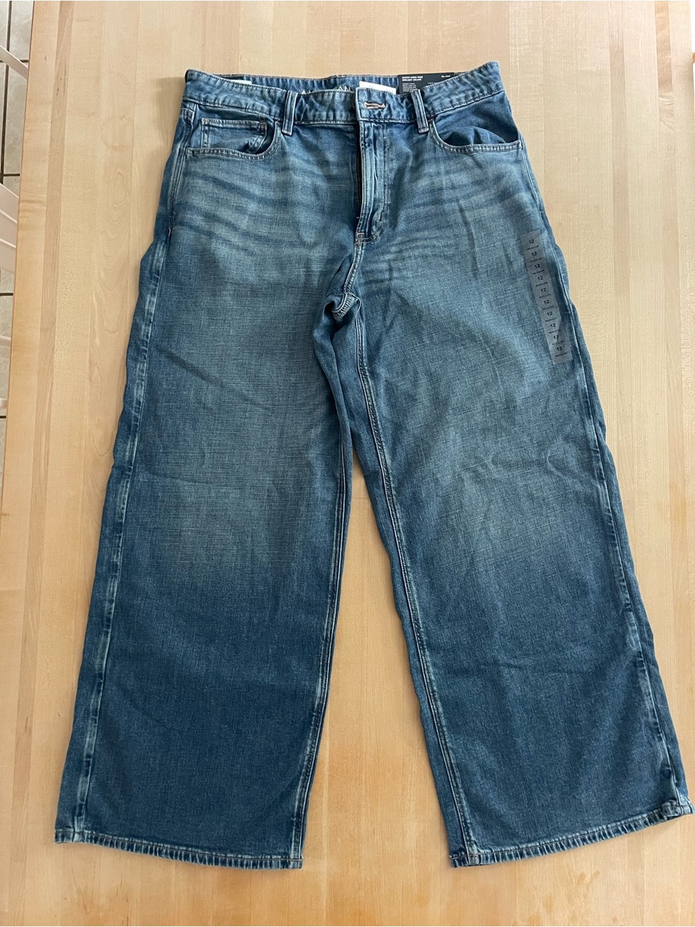 American Eagle Outfitters Wide-Leg Denim Jeans in Blue Wash